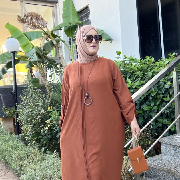 ROBE JOURY + collier gratuit
